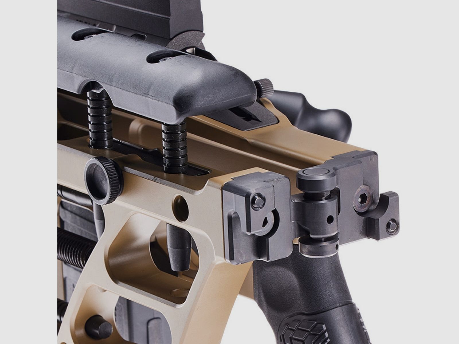 Daniel Defense – Opvouwbare kolfadapter voor de handguard van de Delta 5 Pro en R700 Pro – 21-163-11099, afbeelding 5 van 6