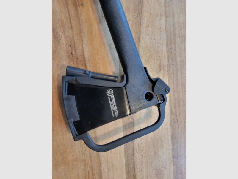 AXT WITHARMOUR WOODMAN