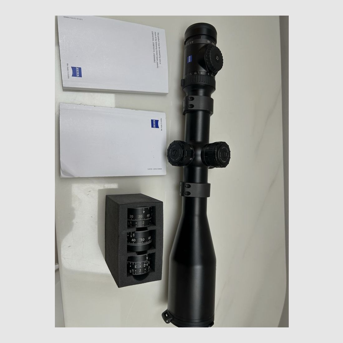 Zielfernrohr Zeiss Victory 4.8-35x60M