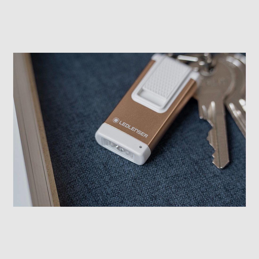 Ledlenser 502575 K4R.2 Schlüsselleuchte 120 Lumen 30 Meter gold