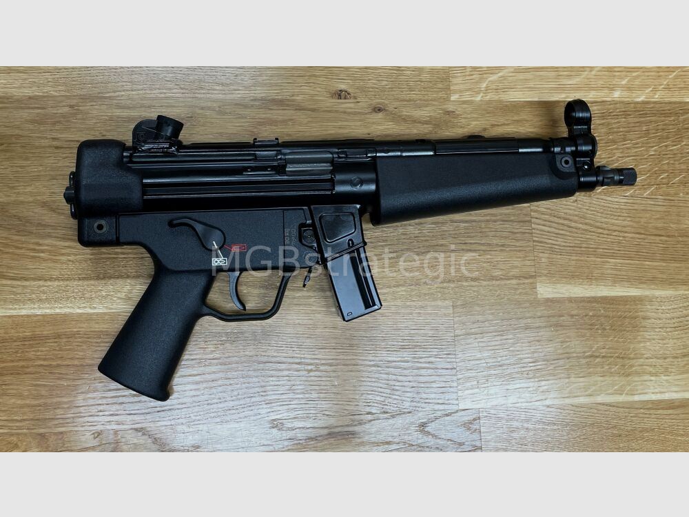 Heckler & Koch SP5 mit Abschlusskappe - halbautom. Pistole 9mmLuger Schaftschaft oder Klappschaft darf montiert werden - zivile Ausführung der Heckler & Koch MP5 - H&K SP 5 HK SP5