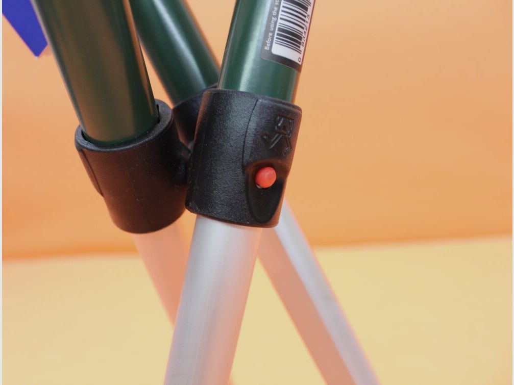 Walkstool Walkstool Basic: Dreibein-Sitzstuhl 60cm mit Teleskopbeinen zum platzsparenden transportieren