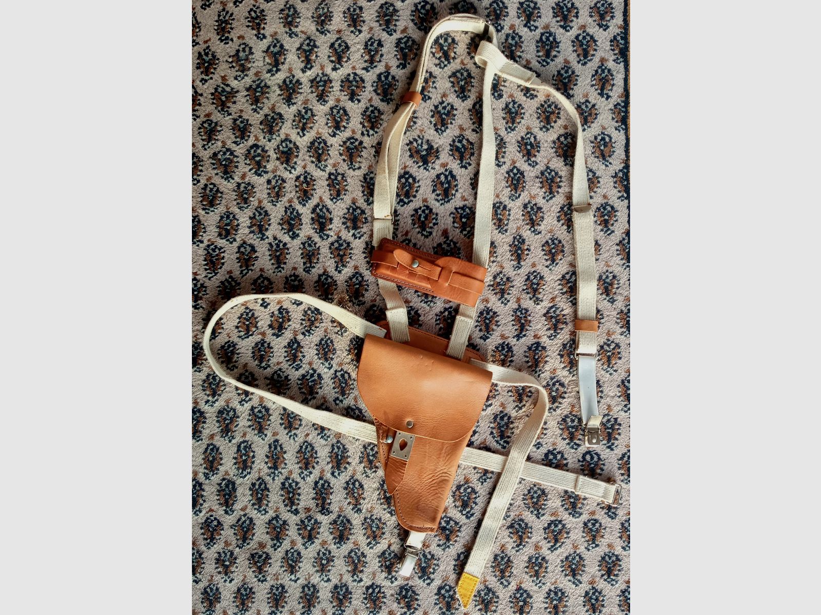 Original Stasi shoulder holster for the 5.45x18 pistol PSM / Good maintained condition // GDR / Leather
