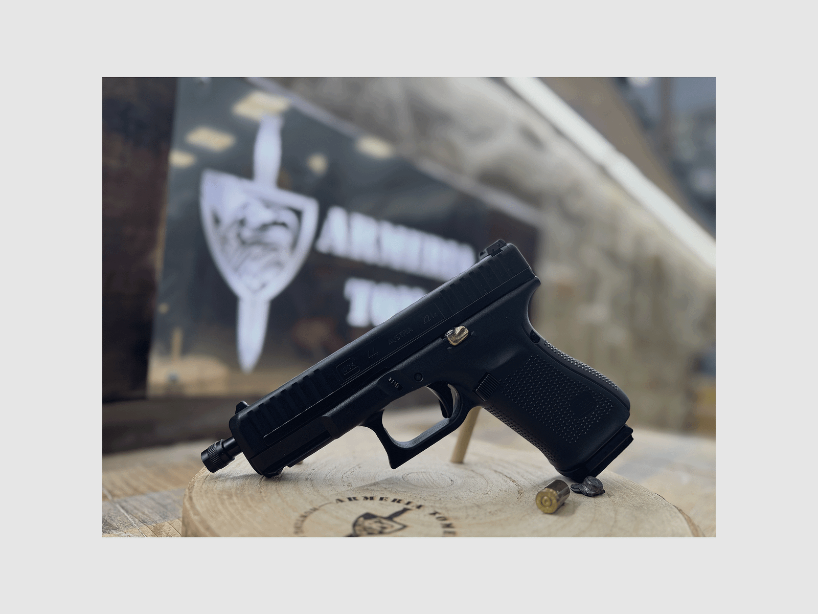 USED – PISTOL – GLOCK MOD. 44 FTO cal. 22lr, image 1 of 4