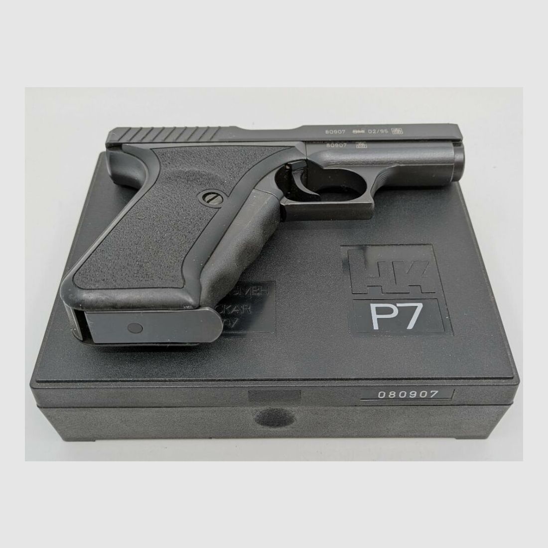 H&K P7 BMI