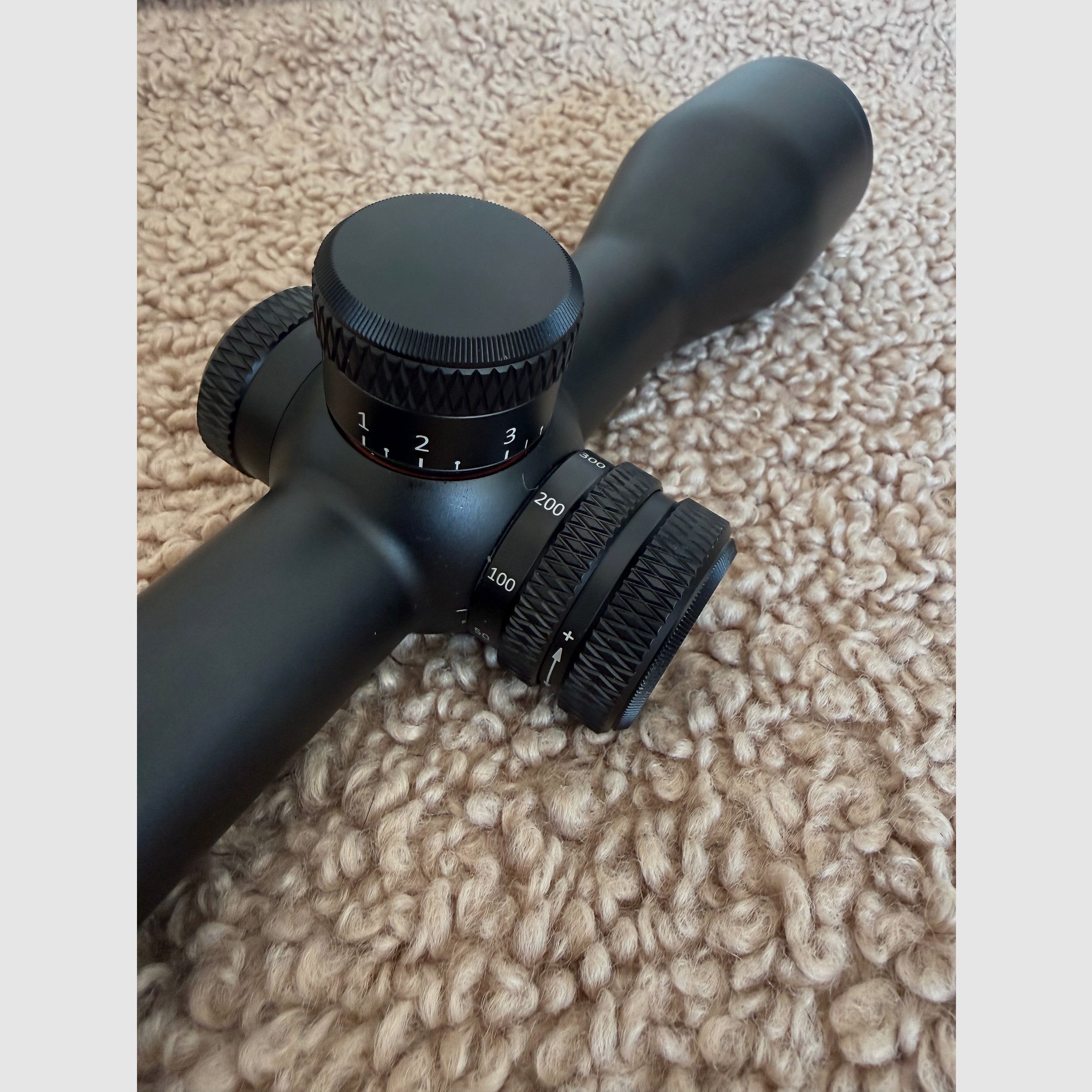 Blaser B2 3-18x50 IC S QDC - with ballistic turret and rail
