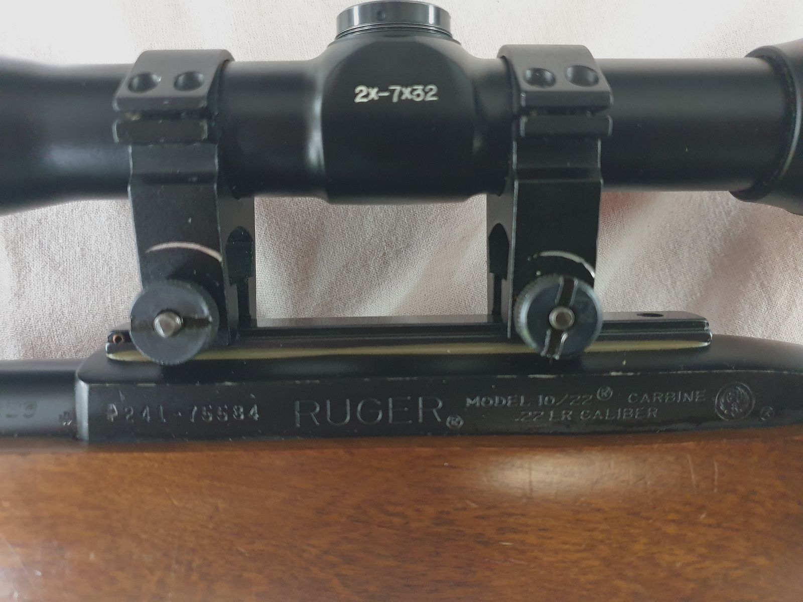 Ruger Selbstladebüchse mit Glas