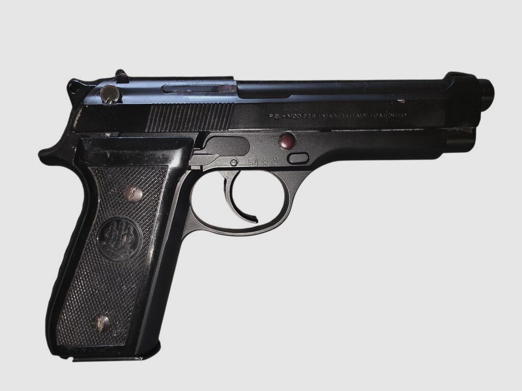 Pistole BERETTA 92S Kaliber 9×19 gebraucht + Revolver BC2, Bild 3 von 7