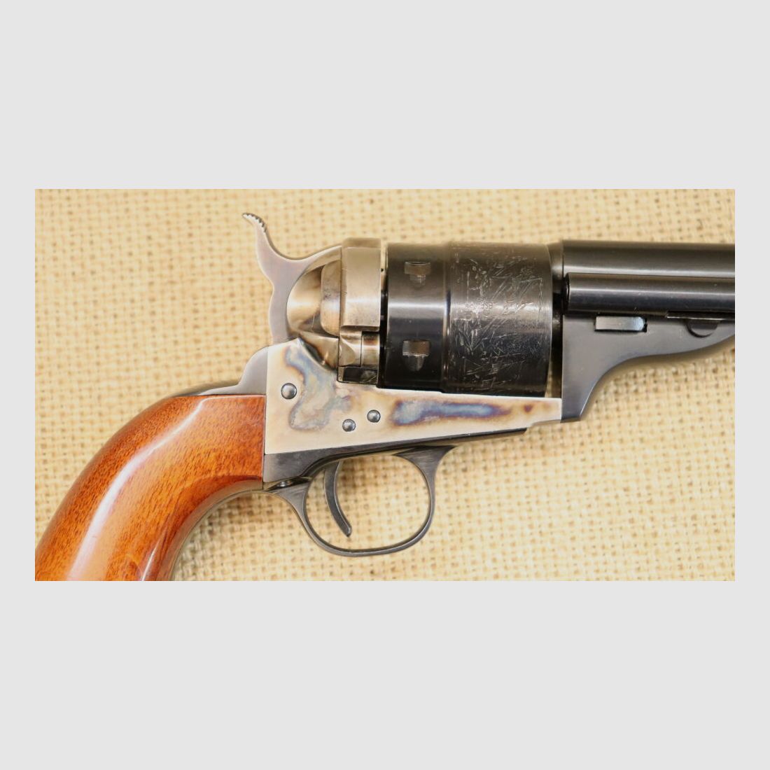 Uberti Richard Mason 1871 Conversion 8" Cal. .44Colt Hege Version Or .44Colt / également disponible en paire, image 4 sur 10