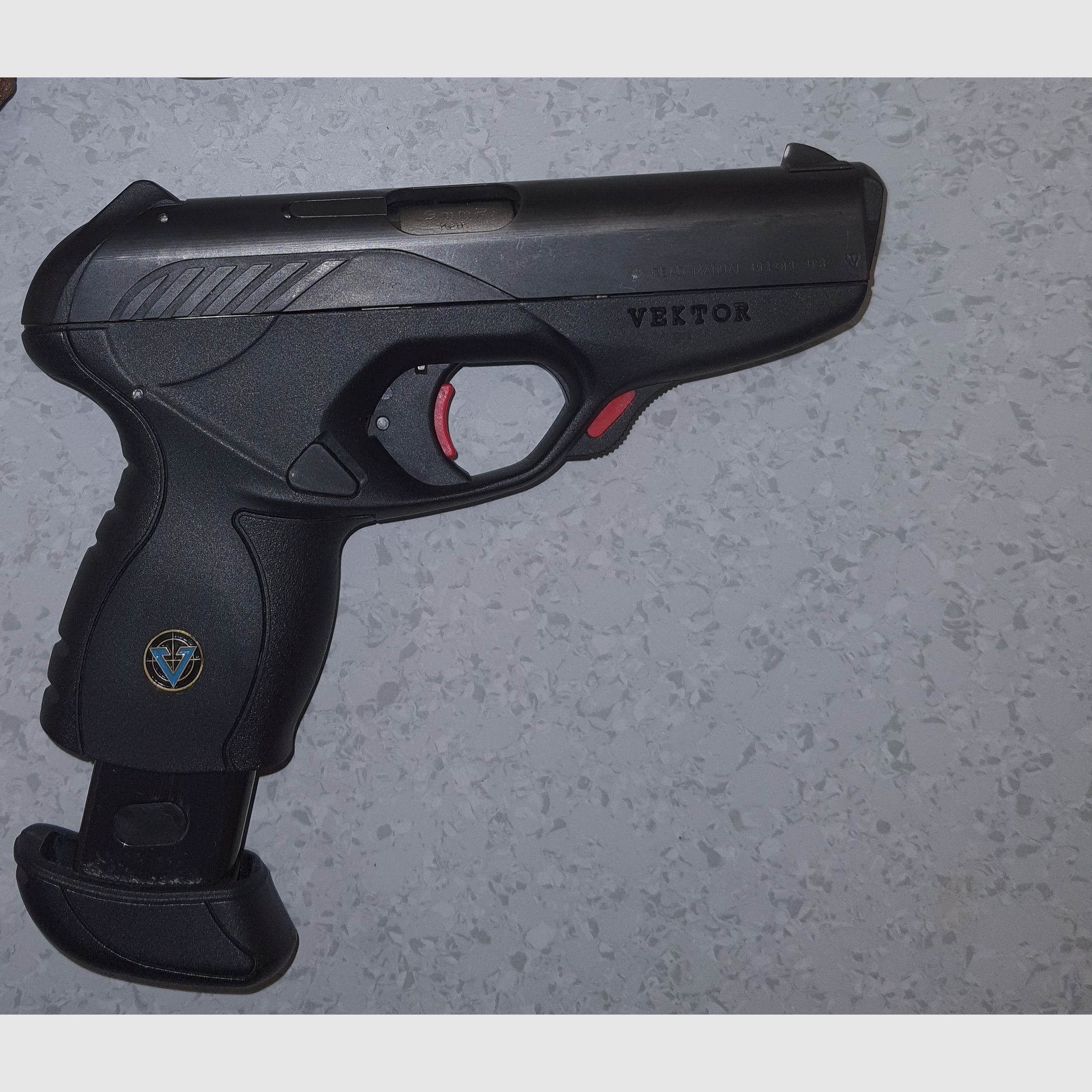 Pistole VECTOR, Mod. CP 1, Kal. 9mm Luger