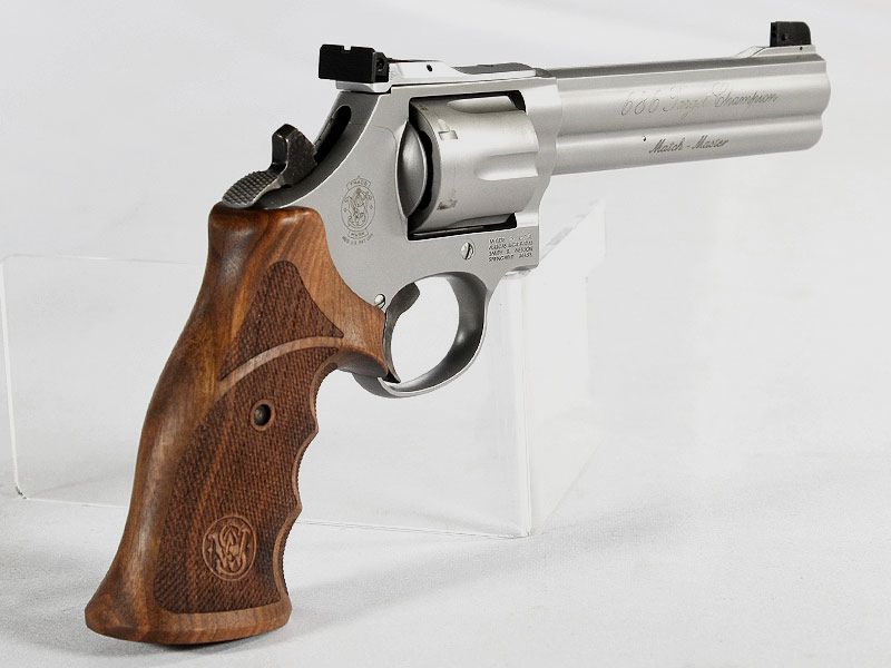 Smith & Wesson 686 Target Champion Match Master