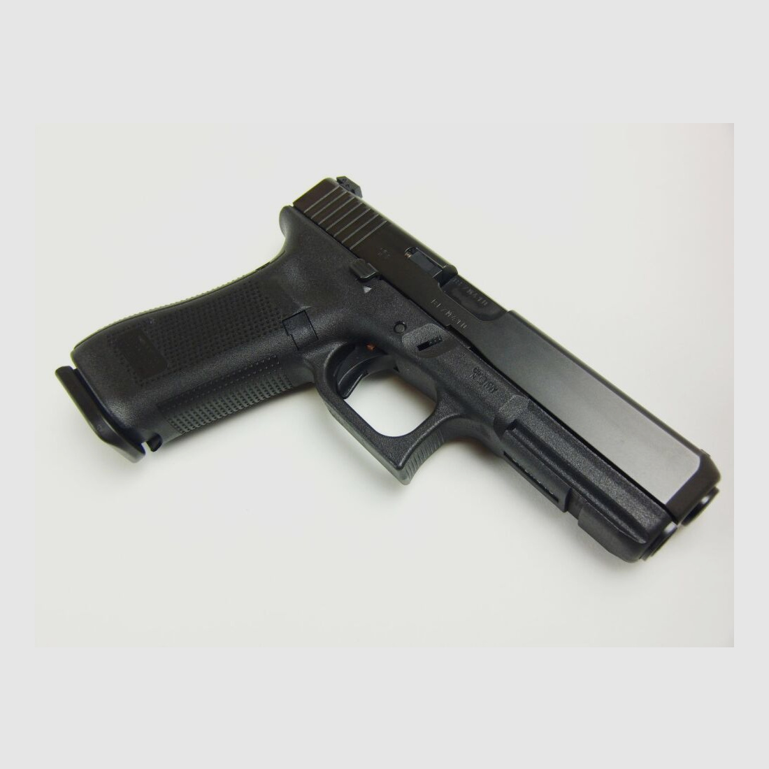 Glock	 Glock 17 Generation 5, Kaliber 9x19