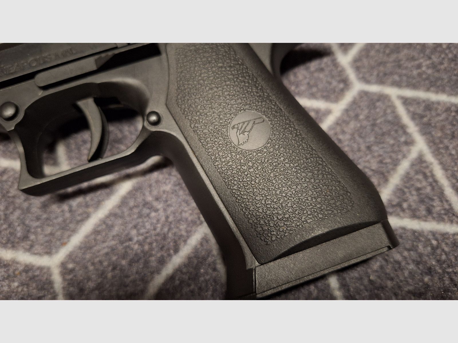 UMAREX Desert Eagle Magnum Research, Inc. - “Blow Back” - Diabolo