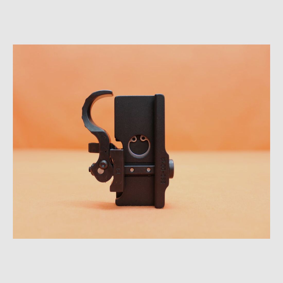 Adaptador de bípode Recknagel Era-Tac QD (T1390-0013) con palanca, tipo Harris para perfil Picatinny (con anilla para correa)