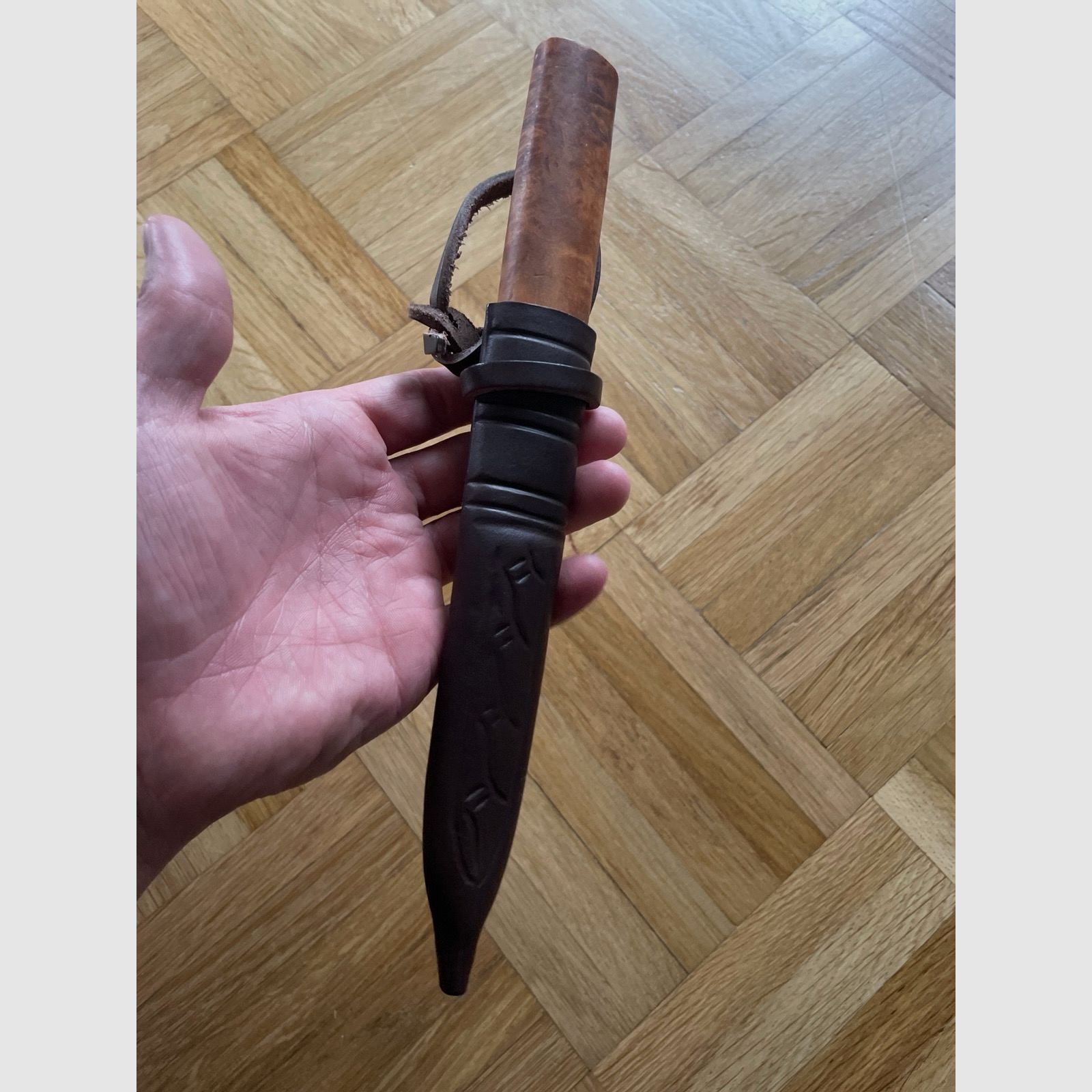 Helle Viking 96 Neuf, acier au carbone