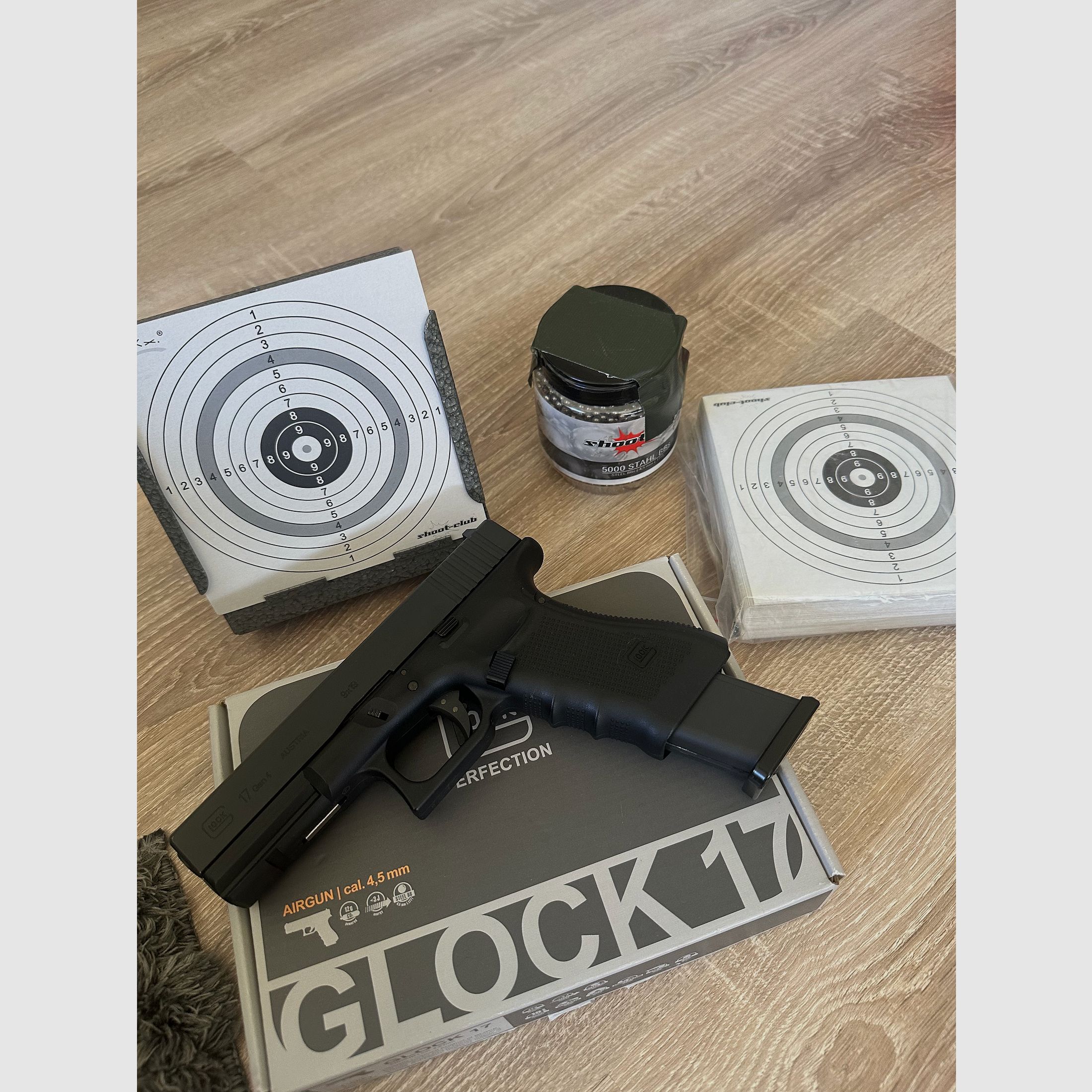 Glock 17 Airgun Gas + Zubehör 