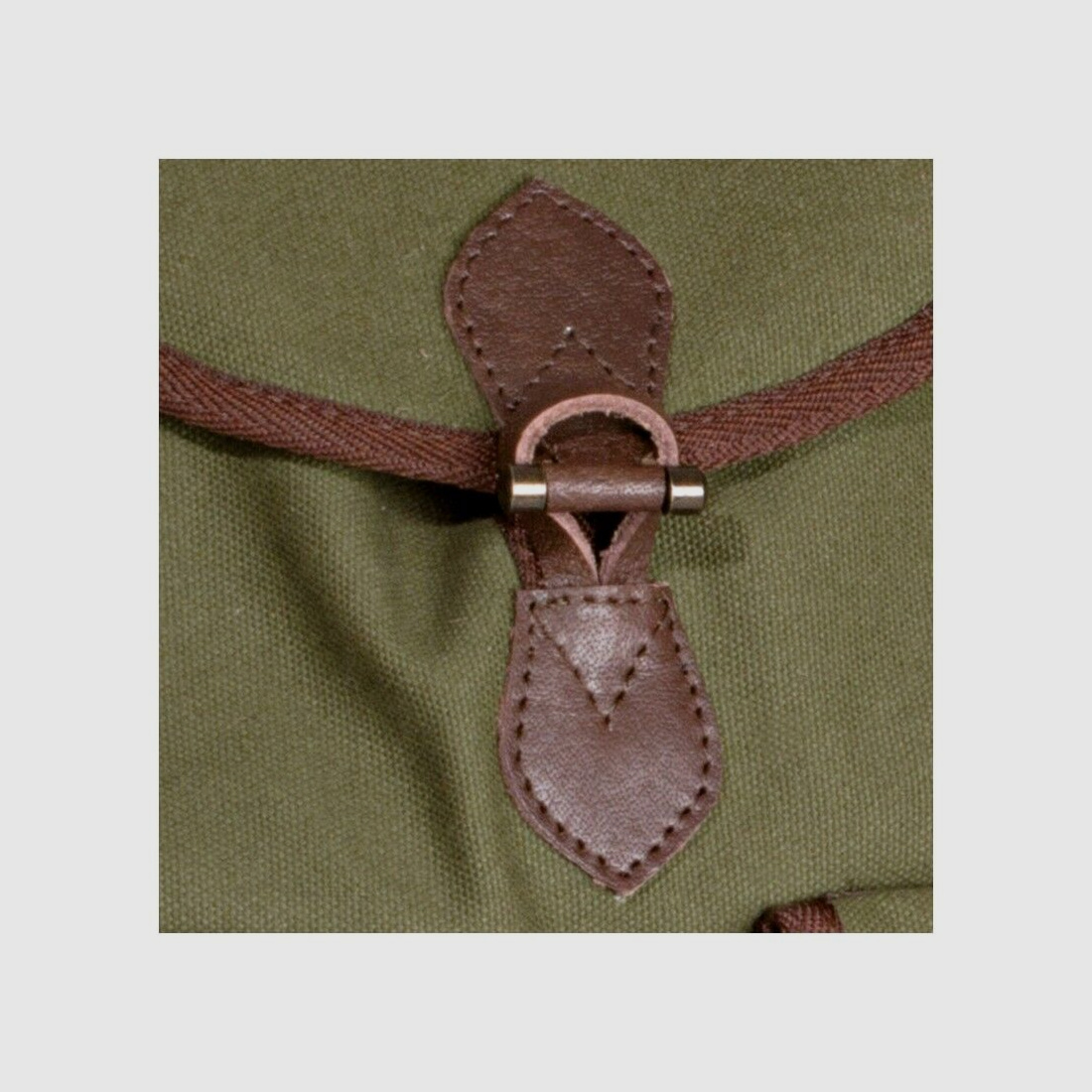 AKAH Canvas Rucksack lautlos