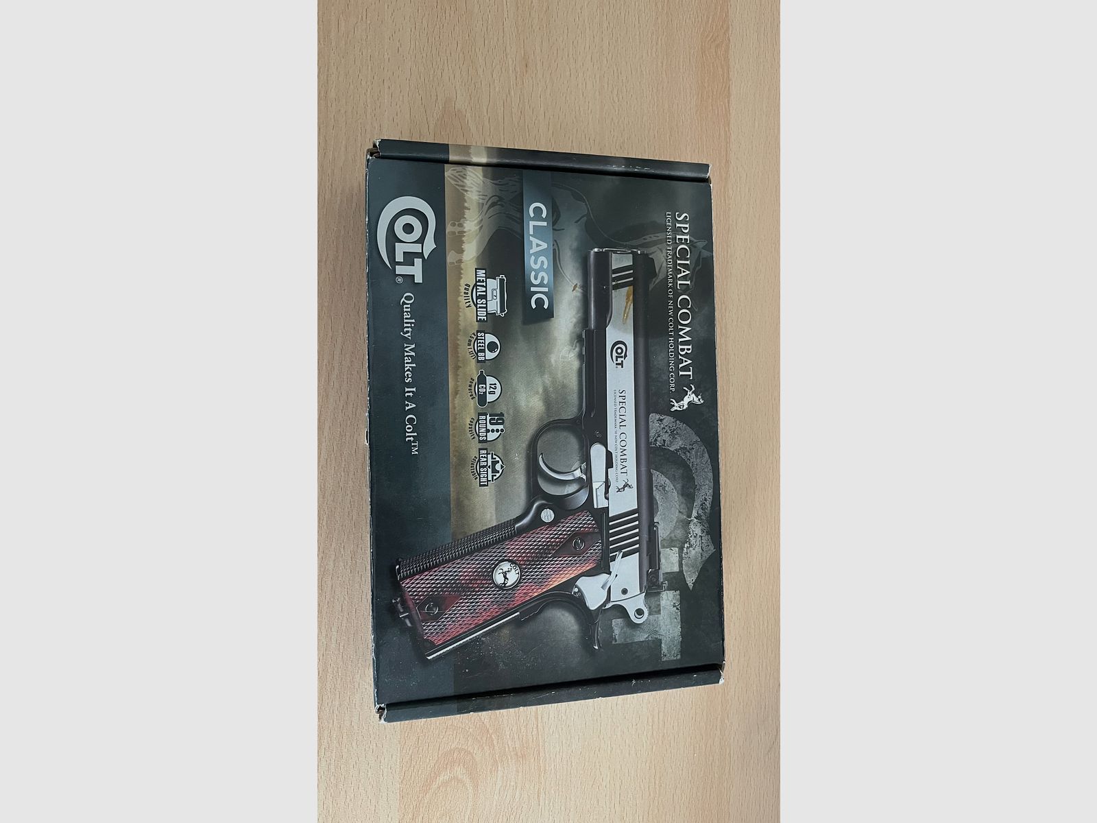 Pistola CO2 Colt Special Kombat