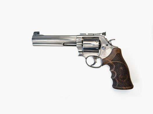 Smith & Wesson 686 Pilum