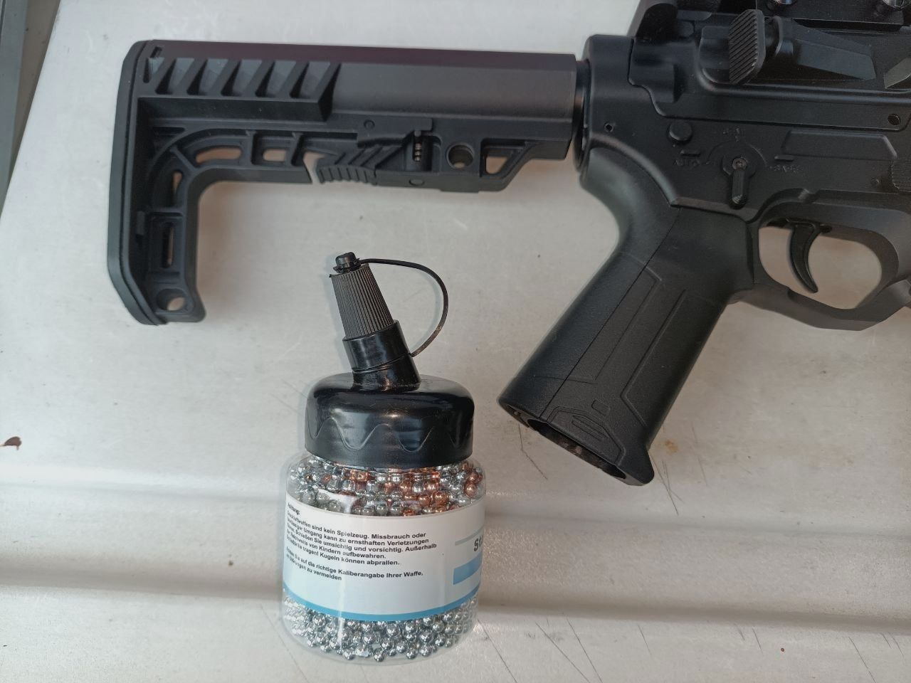 UX Strike Force CO2 Geweer 4,5 mm BB Munitie