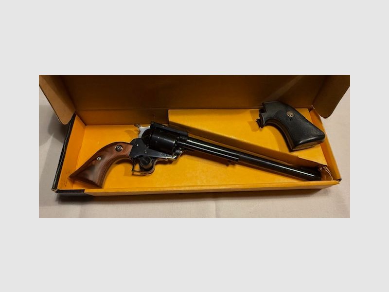 RUGER NUEVO MODELO SUPER BLACKHAWK. 10,5" cañón. 44 mag