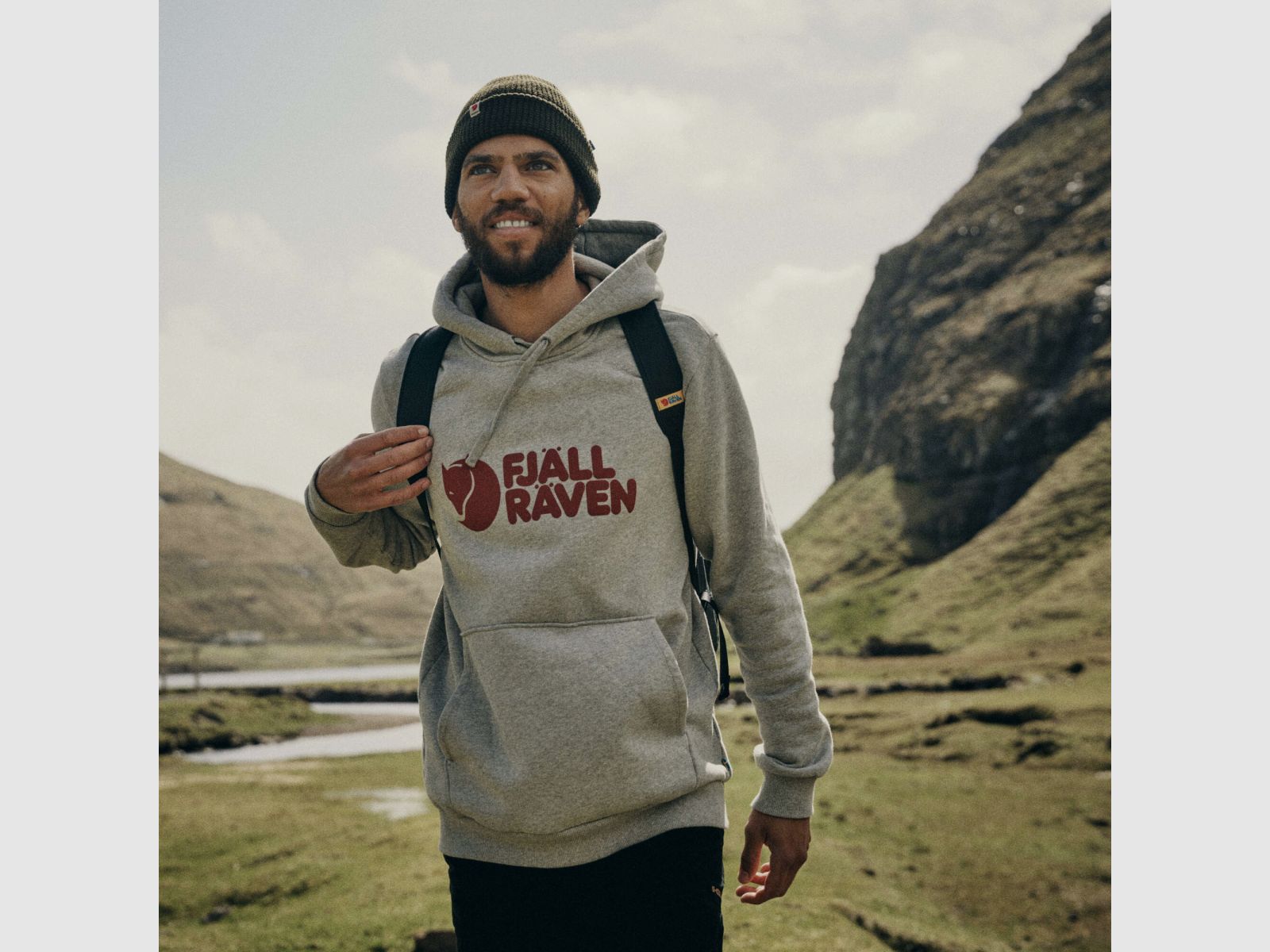 FJÄLLRÄVEN Logo Hoodie M Wood Brown