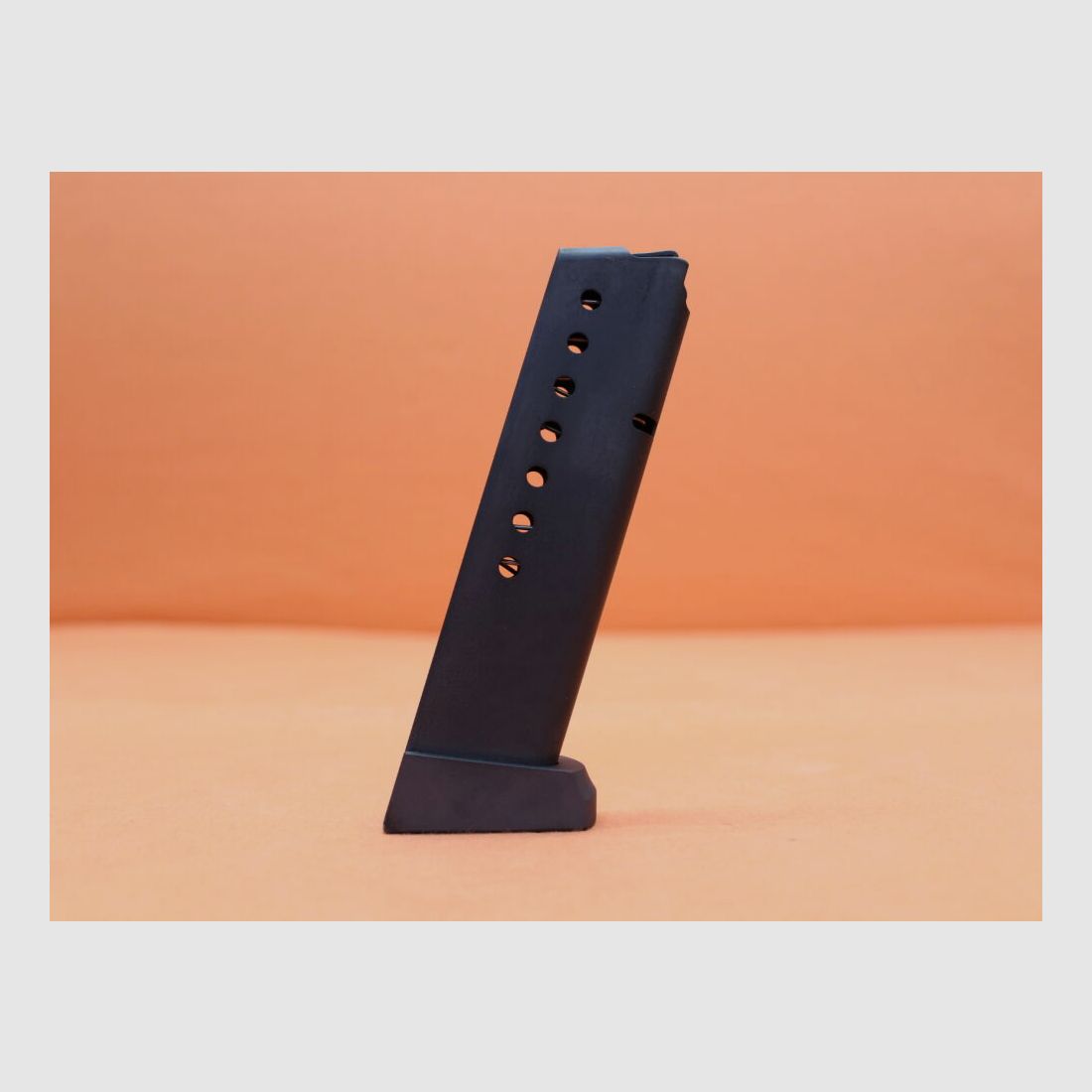 SIG Sauer SIG Sauer P210: "Super Target" magazine 8-round blued 9mm Luger