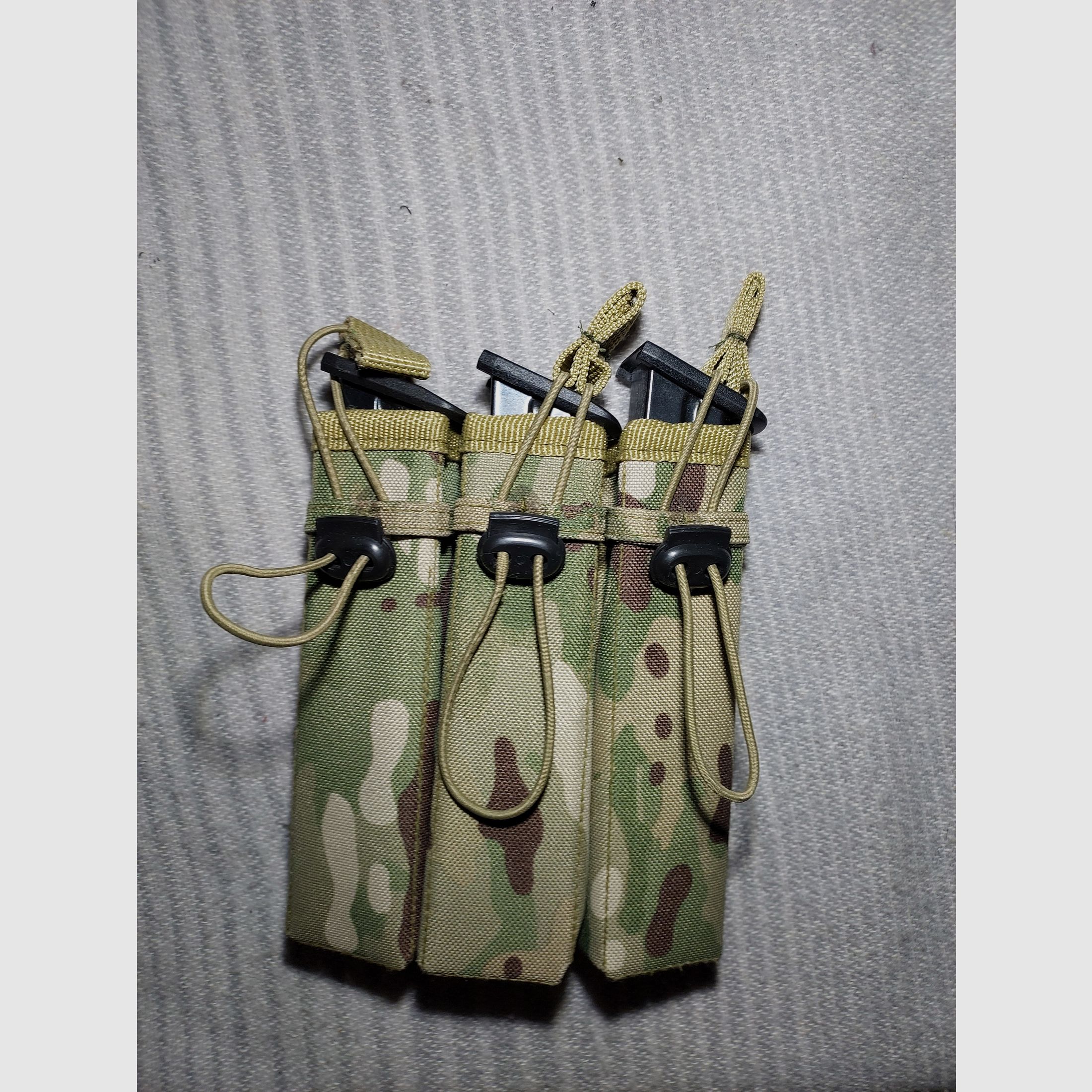 3 Magazine Zoraki 917 9mm P.A.K. in Camo Molle Holster PLUS Loading Aid