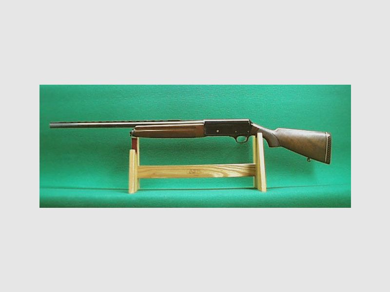 Franchi semi-automatic shotgun, image 3 of 4