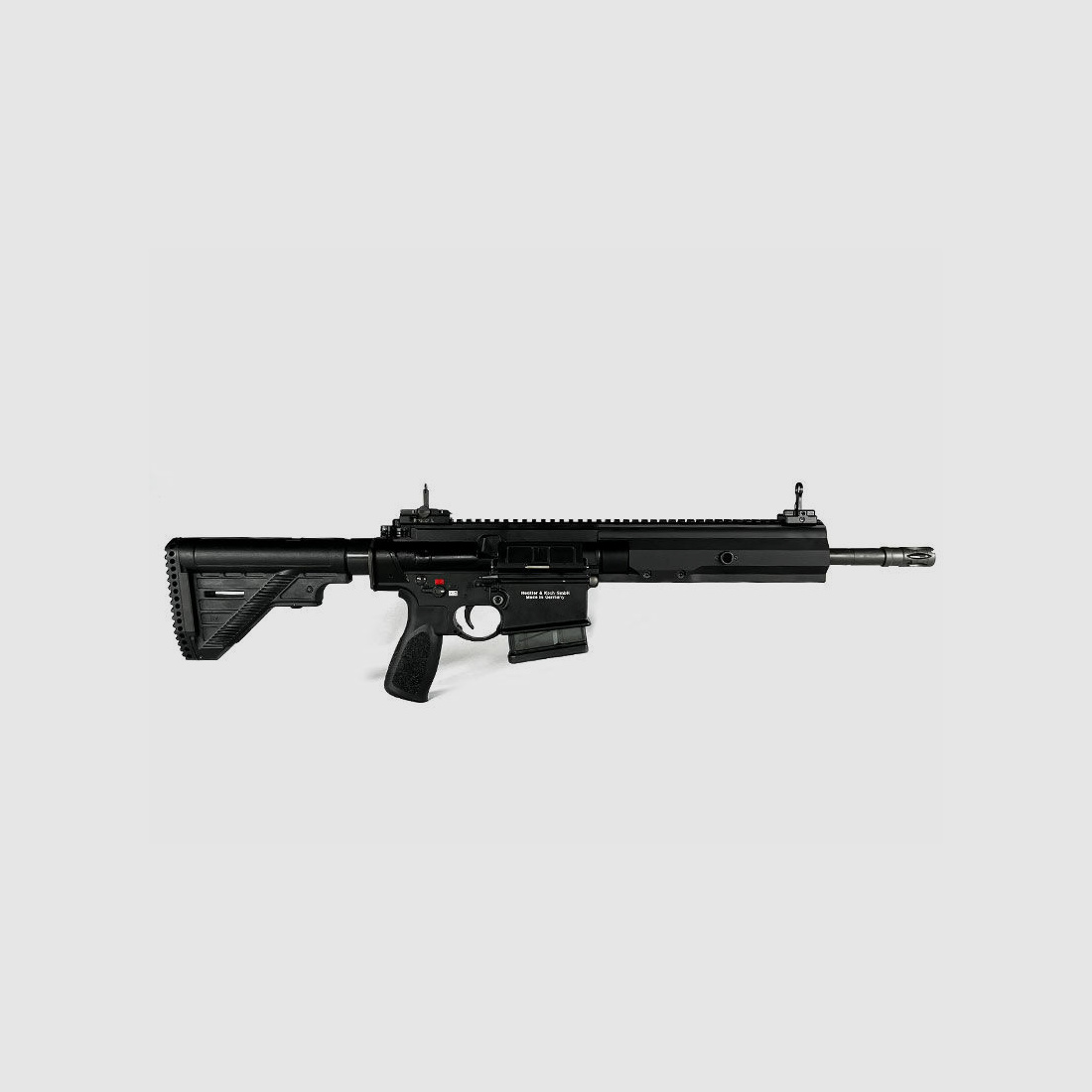 Heckler & Koch MR308 SPORT 13" con impugnatura sportiva chiusa