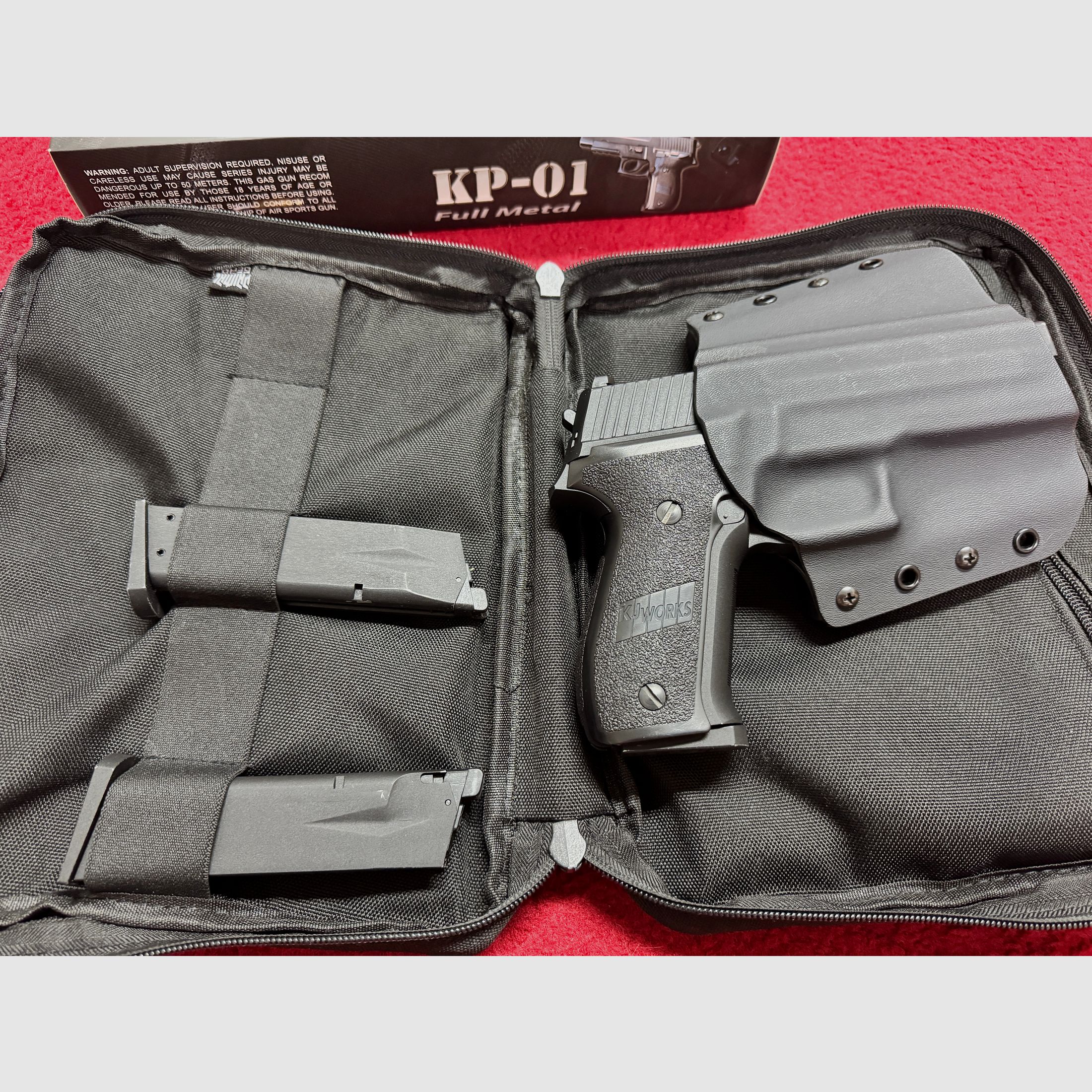 KJ Works KP-01 SIG P226 Vollmetall Gas Blow Back Airsoft GBB 6mm + Tasche-Holster - 3 Magazine 