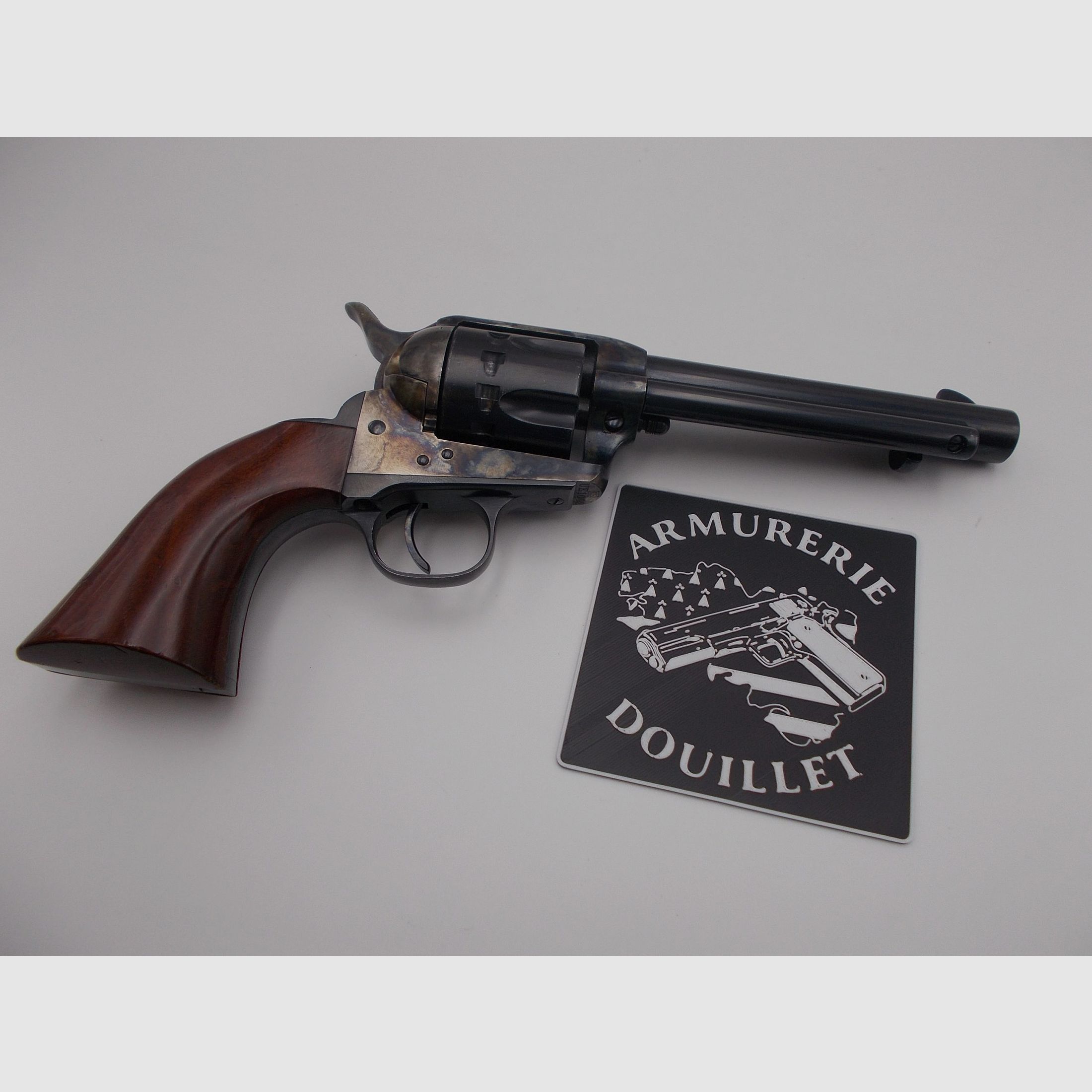 Uberti 1873 Cattleman Revolver 5 inches 1/2 cal 22lr used, image 1 of 6