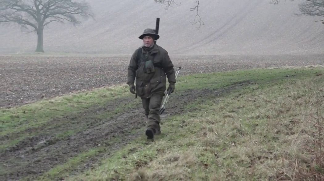 The Shooting Show - high-seat vigil for fallow buck in Bedfordshire