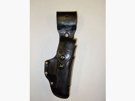 Fondina in pelle AKAH Berlino/Brandenburg con passante per cintura - Fondina nera per pistola SIG SAUER P6 & P225