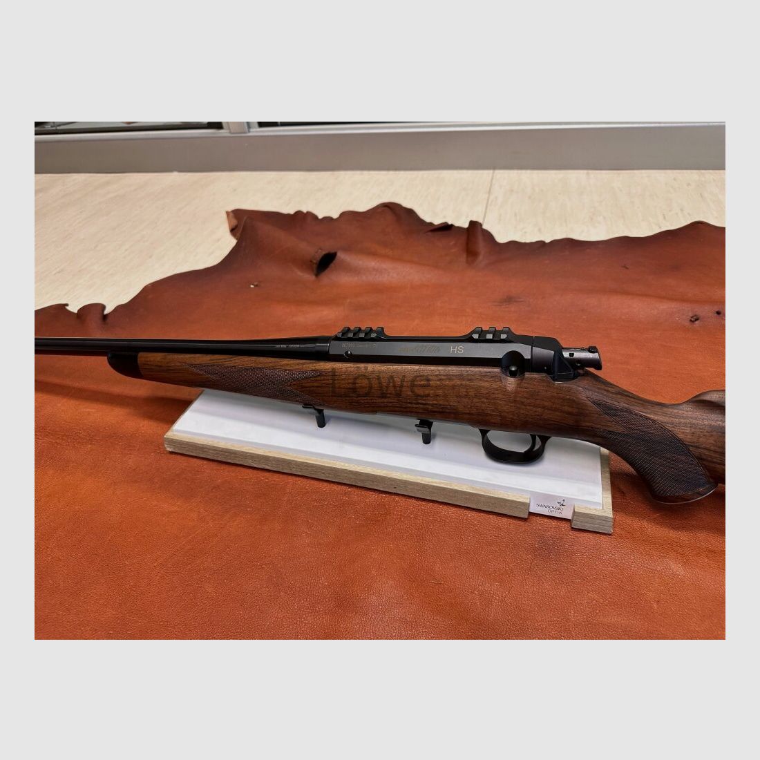 Steel Action HS Hatari Stock