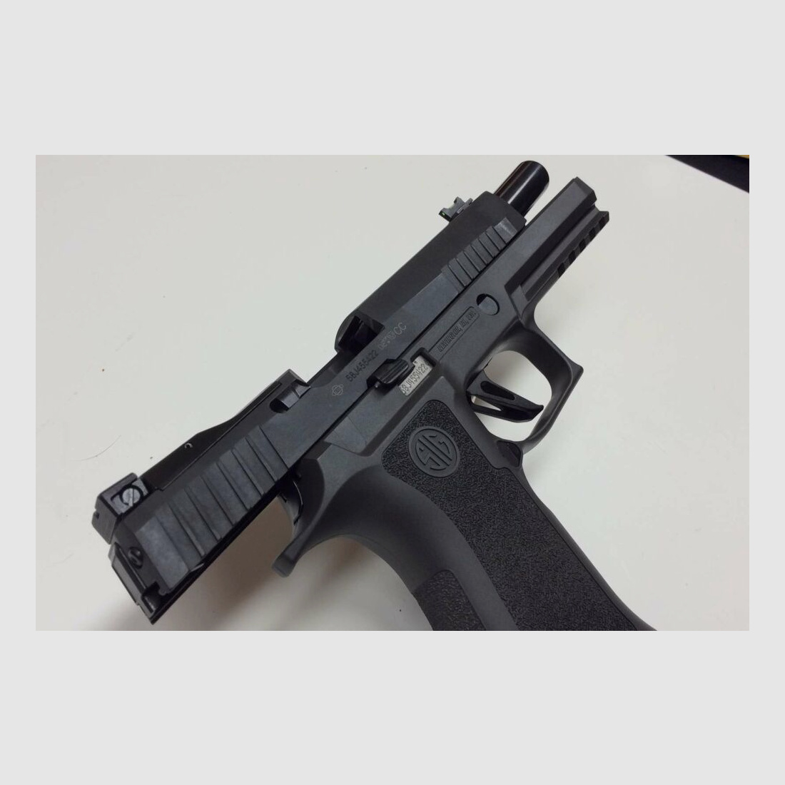 SIG Sauer Sig Sauer P320 OR mit Holster 9mmLuger