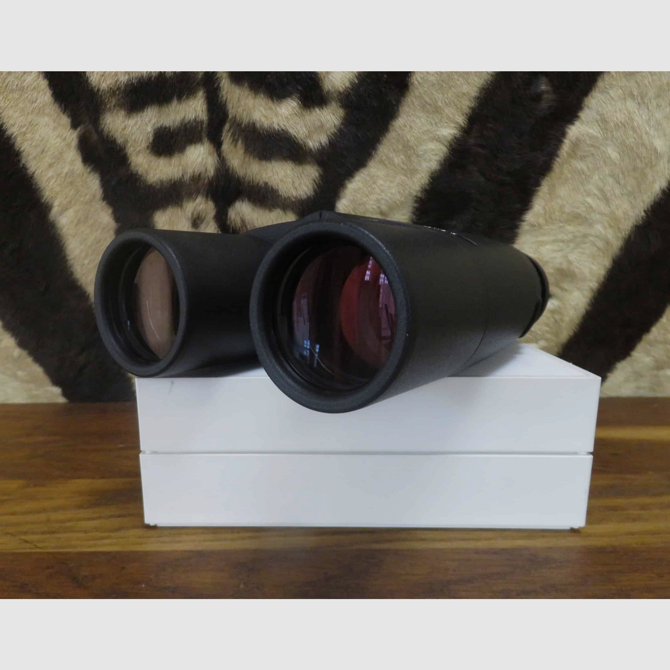 LEICA GEOVID R 10×42 Entfernungsmesser, Bild 5 von 5