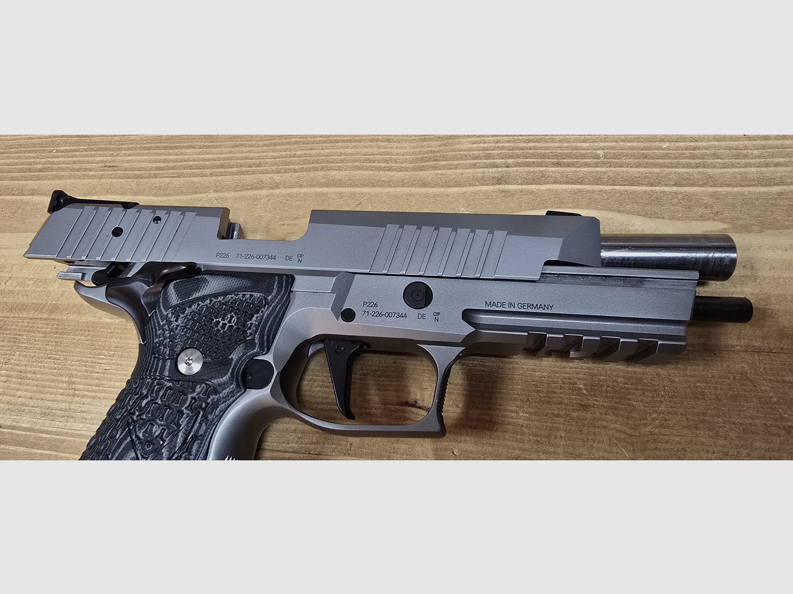 Sig Sauer P226 X-Five 9mm Luger