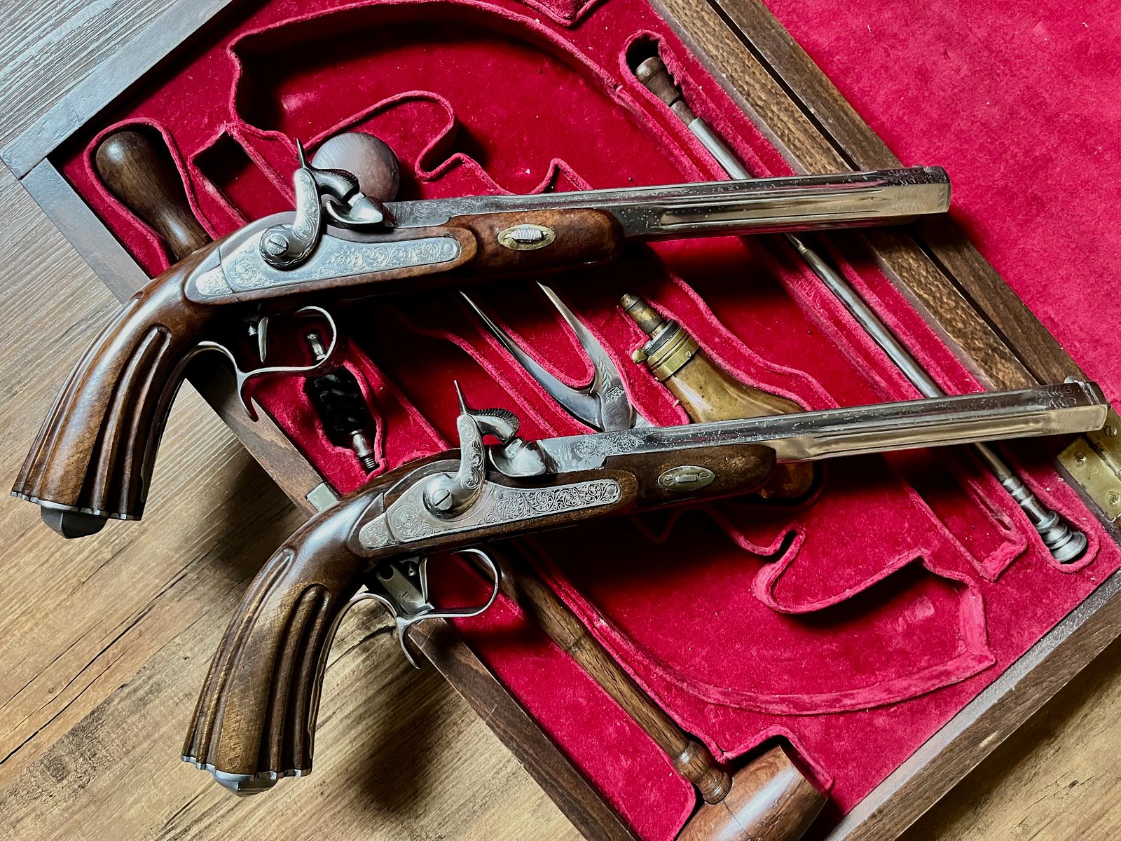 2x Duelpistolen in de koffer - Perkussiepistool Duelpistool