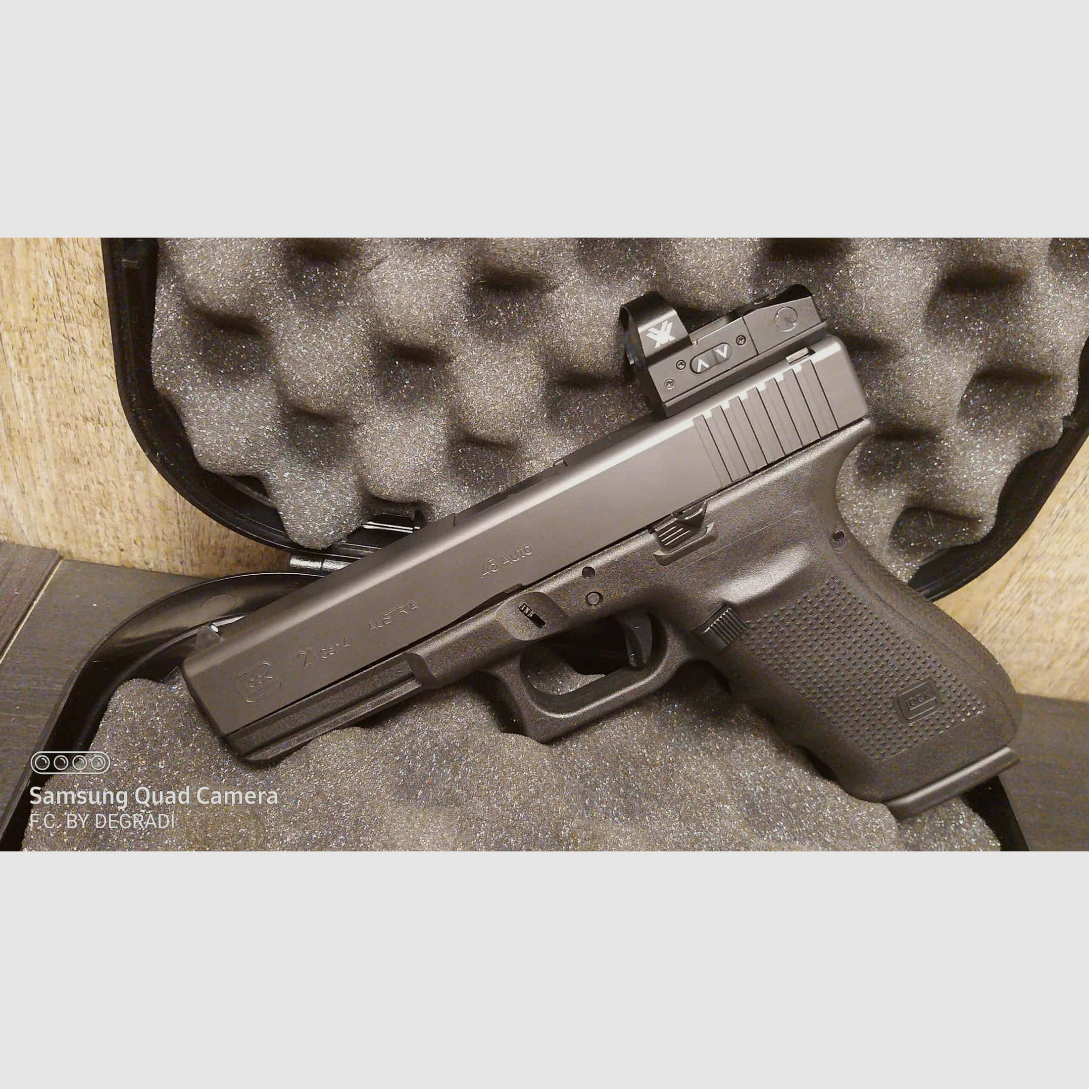 GLOCK 21 45 ACP, image 2 of 4