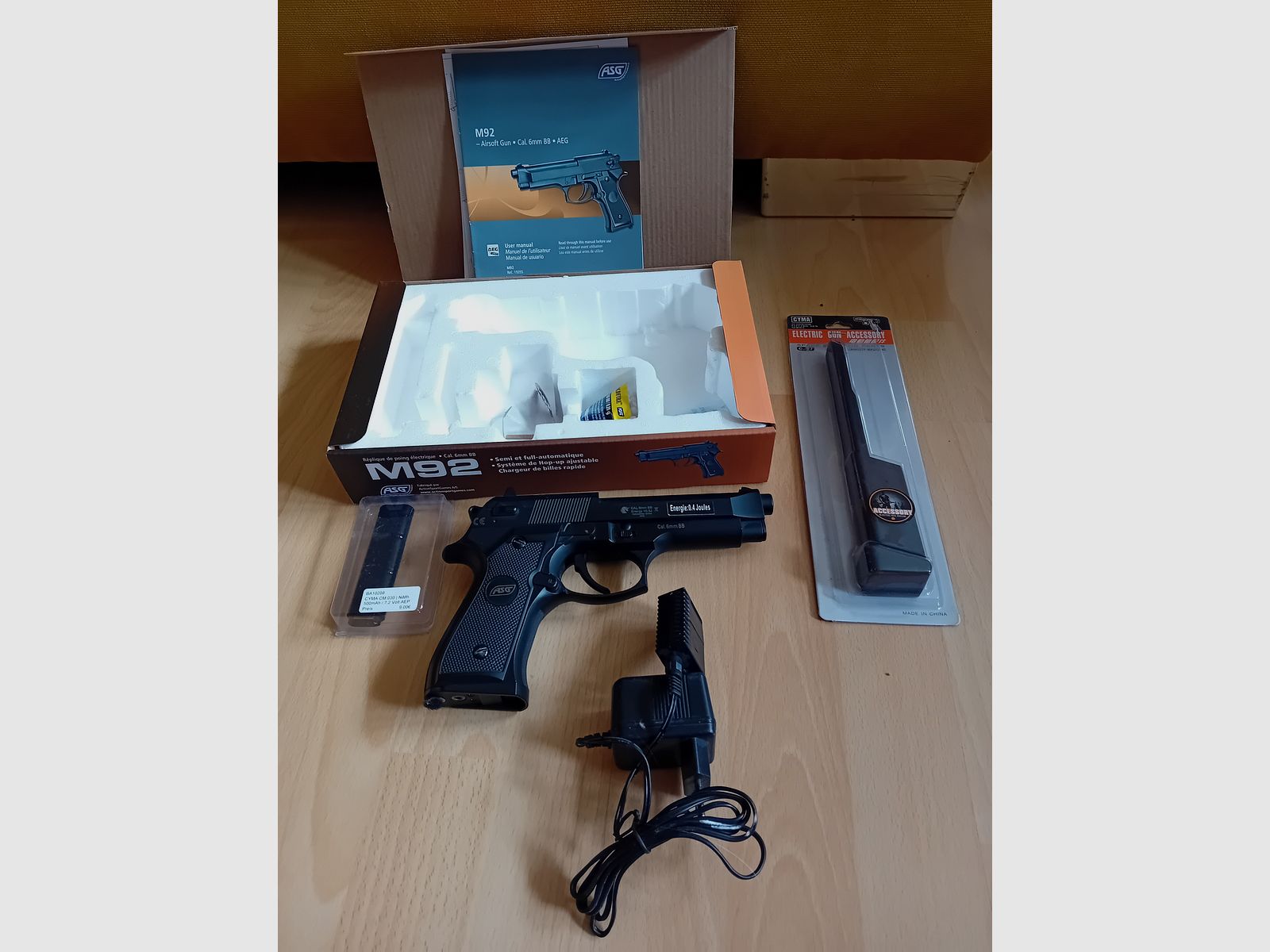 AEG Softairpistole von Beretta Modell M92 A1 Tactical, elektrisch, Kaliber 6mm BB 