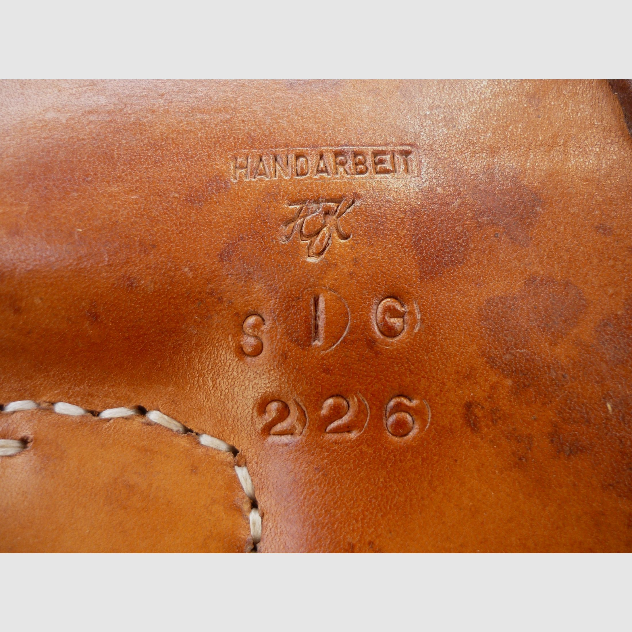 HKDesign Holster Art. Nr. 028 Schulterholster mit abknöpfbarer Mag. Tasche für SIG 226   - Rechtshänder - 2.Wahl