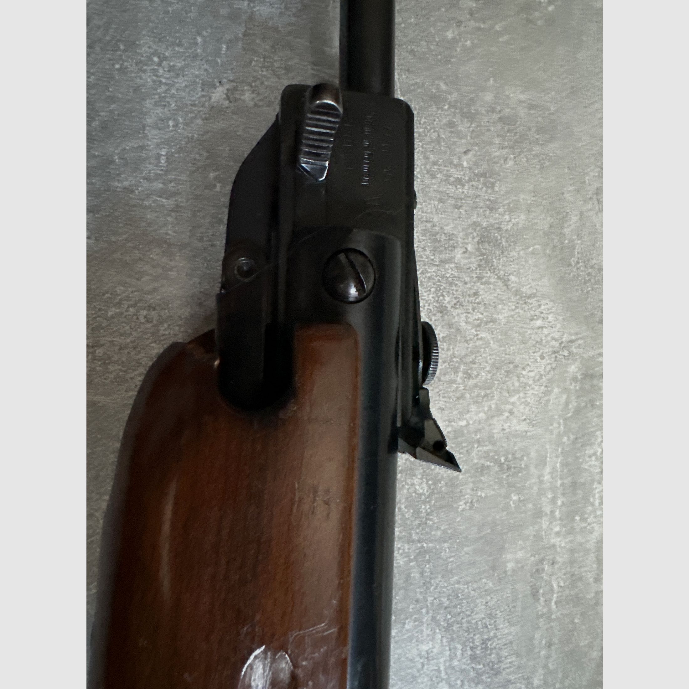 Weihrauch HW35 w kalibrze 4,5 mm, bardzo dobry stan, wiatrówka