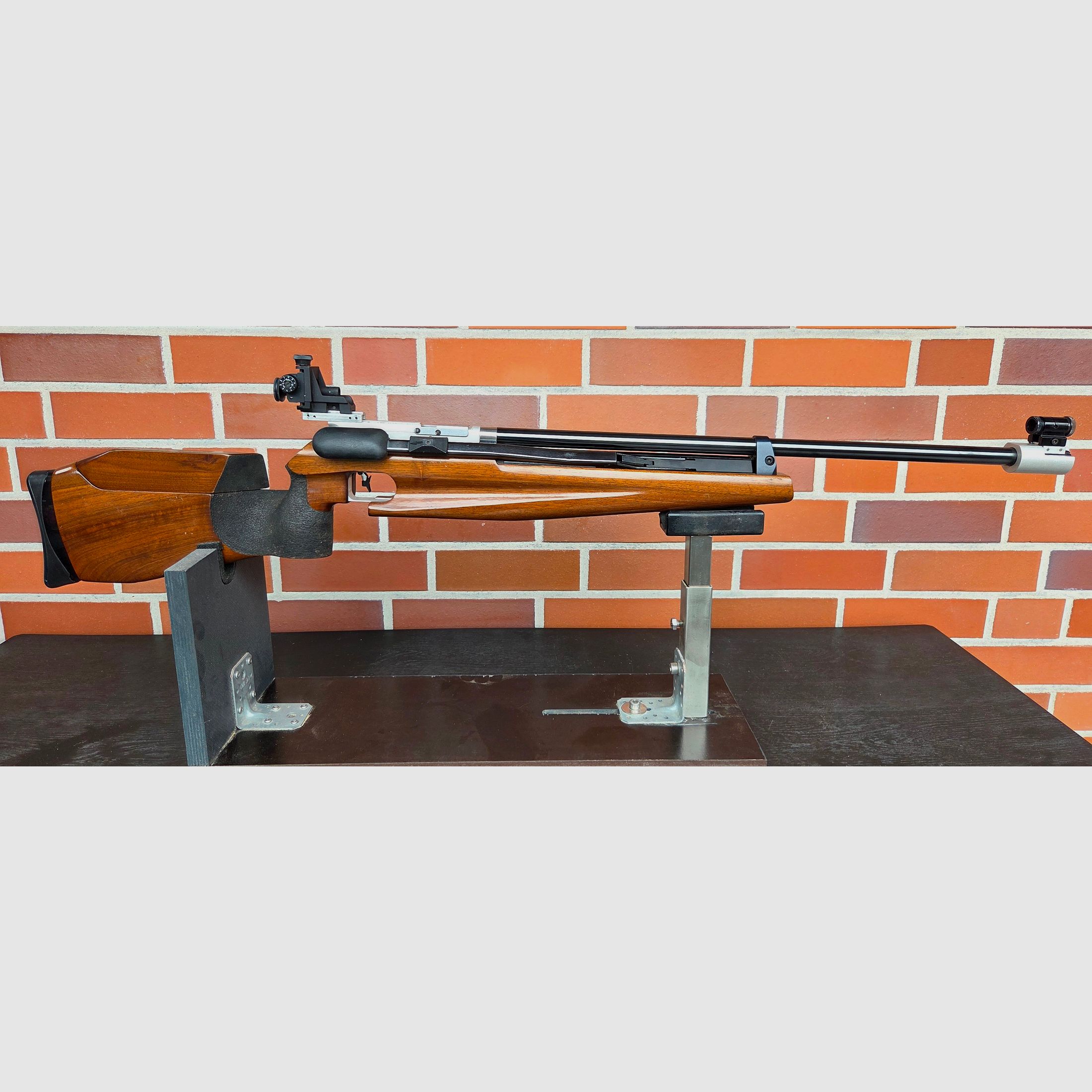 Feinwerkbau 601 Match karabinek pneumatyczny