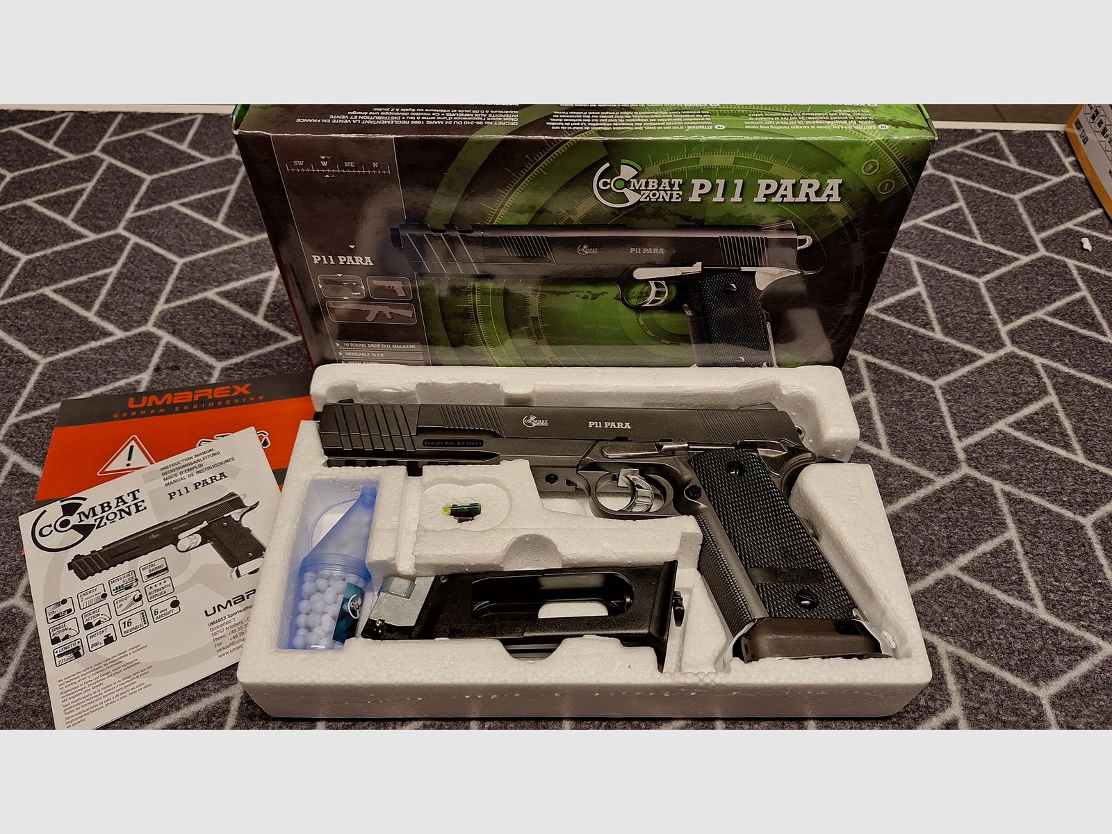 Combat Zone Modell P11 Para Bicolor Softair-Co2-Pistole Kaliber 6 mm BB NBB