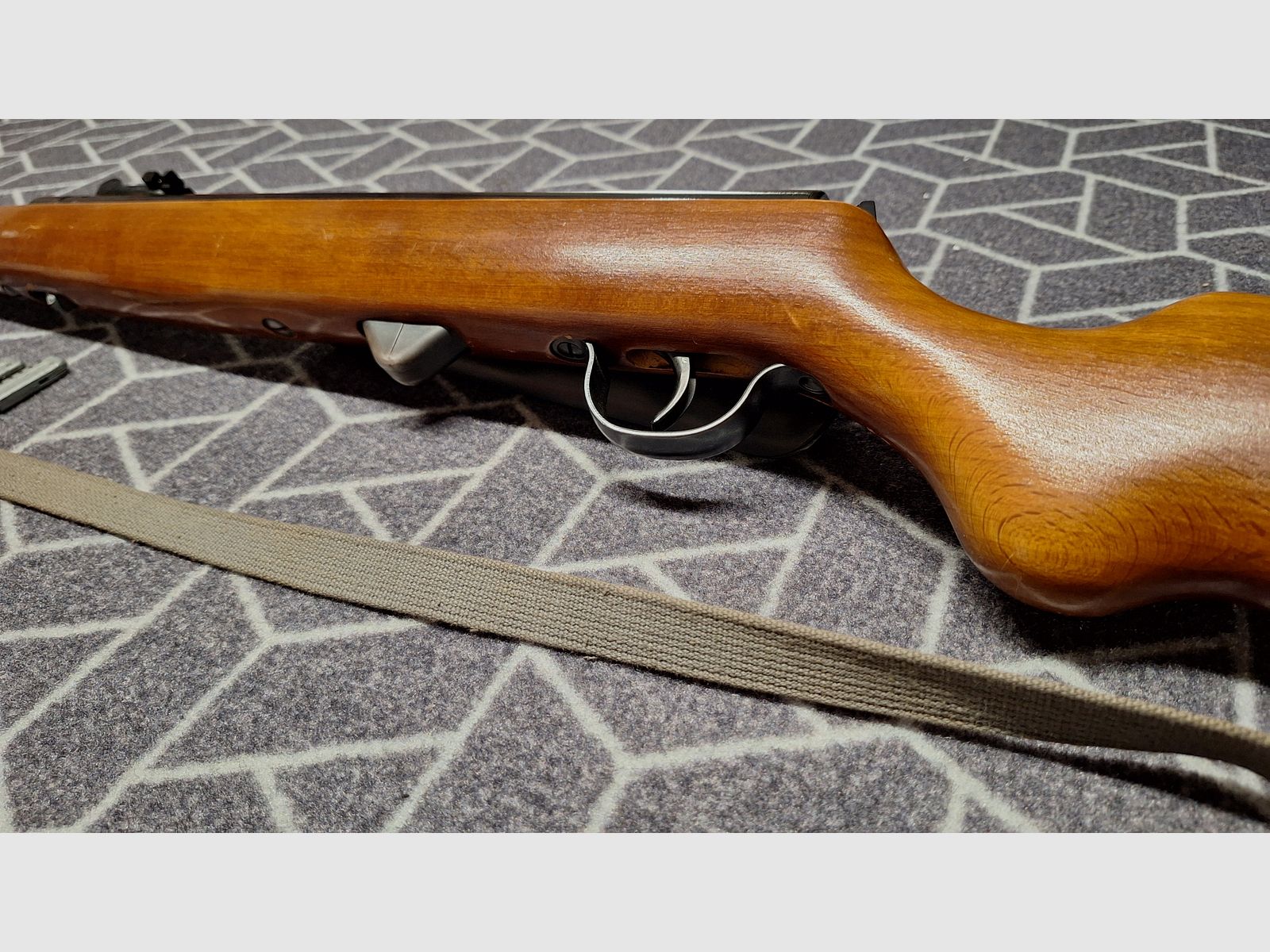 ¡Haenel Suhl 310 DDR-GST carabina de aire comprimido con 2 cargadores!