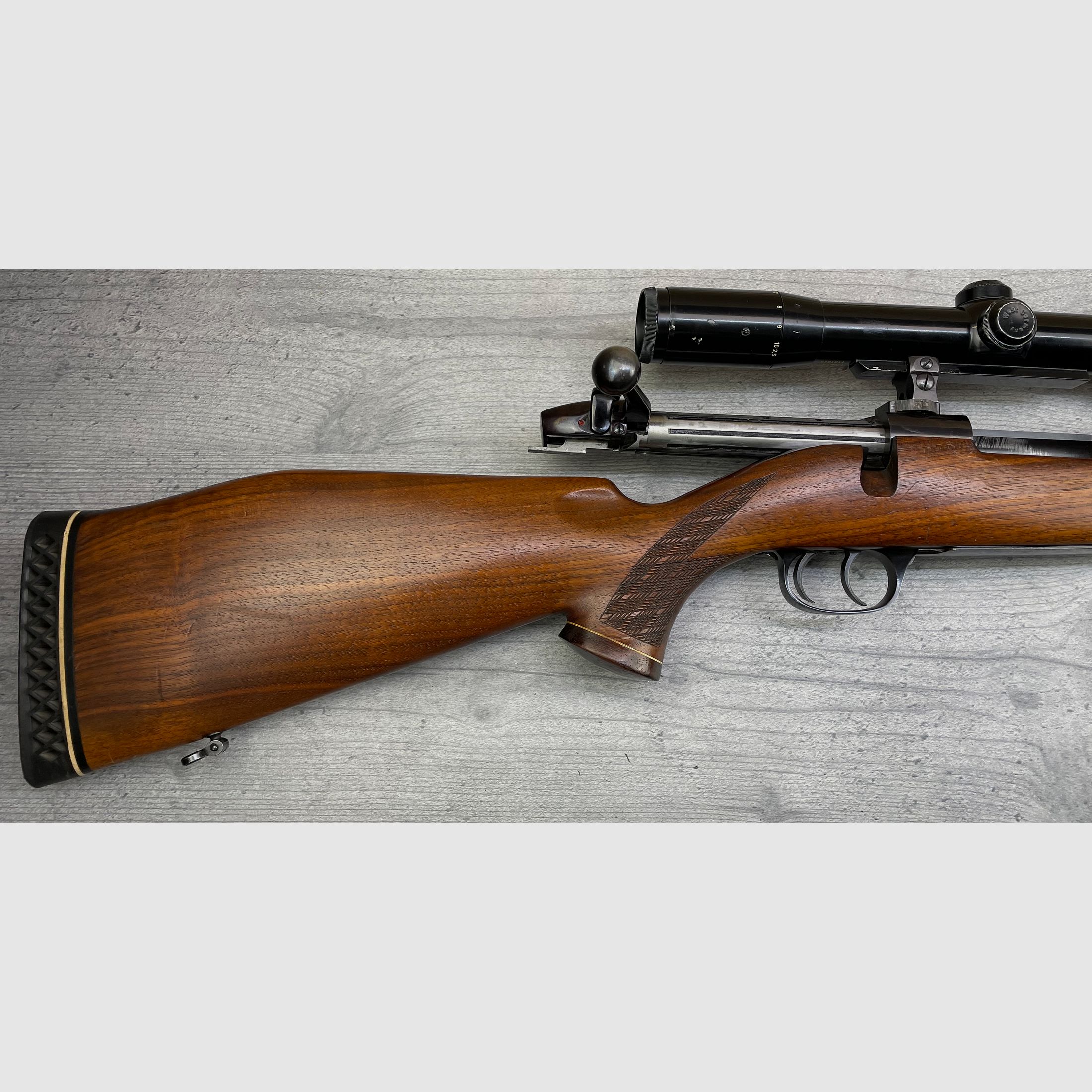 Sauer/ Weatherby Mod. Europa Kal.: .300 Weatherby Magnum + Zeiss Diavari-D 2,5-10x52