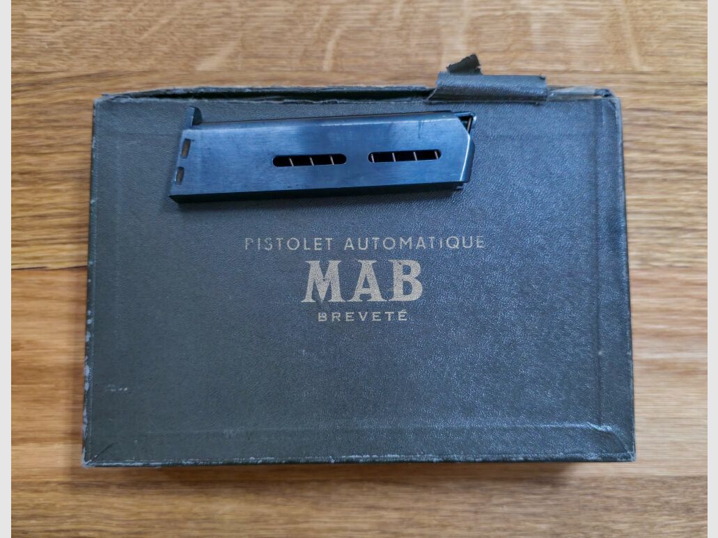 MAB D