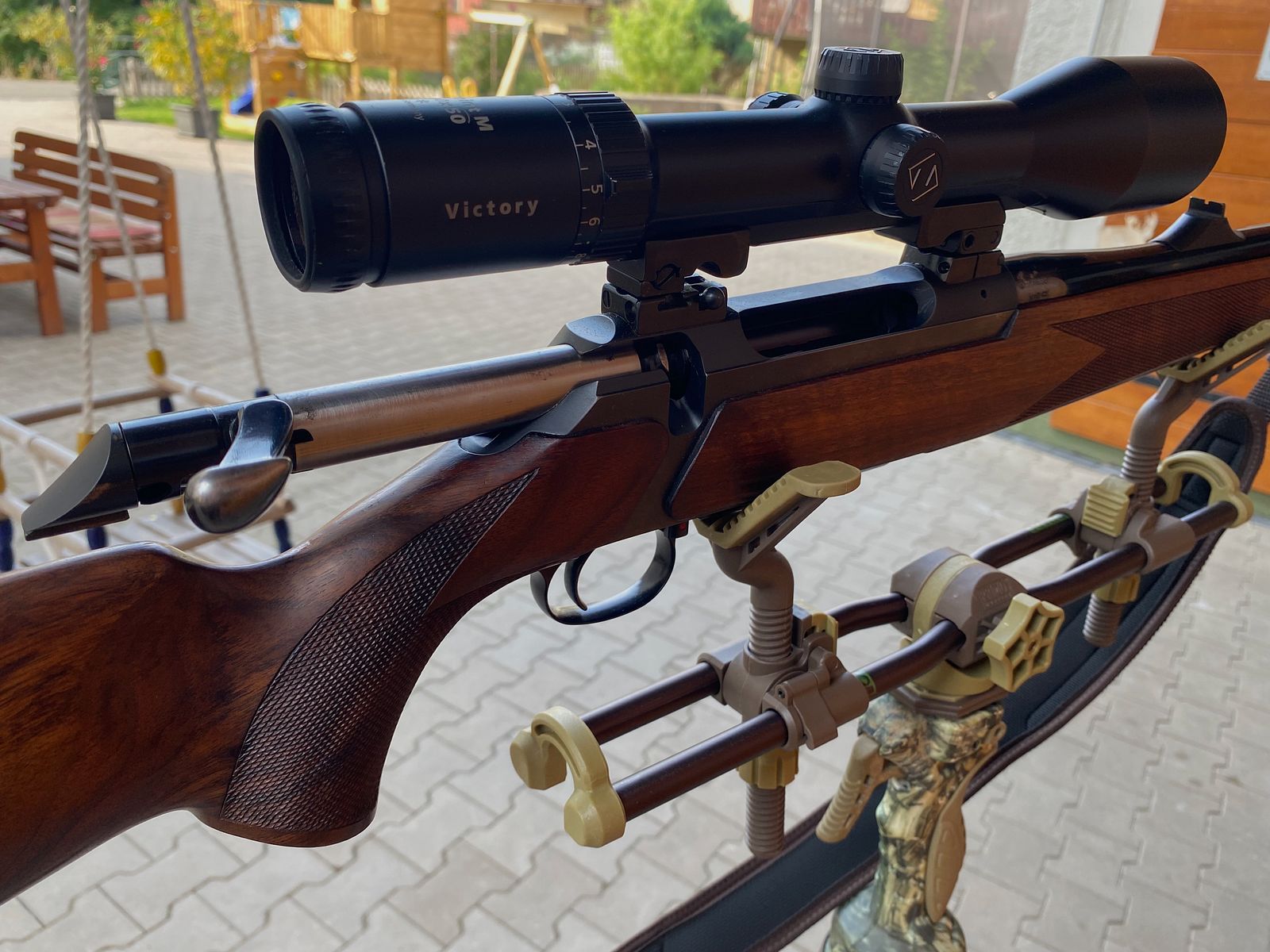 Sauer 200  in 7x64  mit Zeiss Varipoint 2,5-10x50