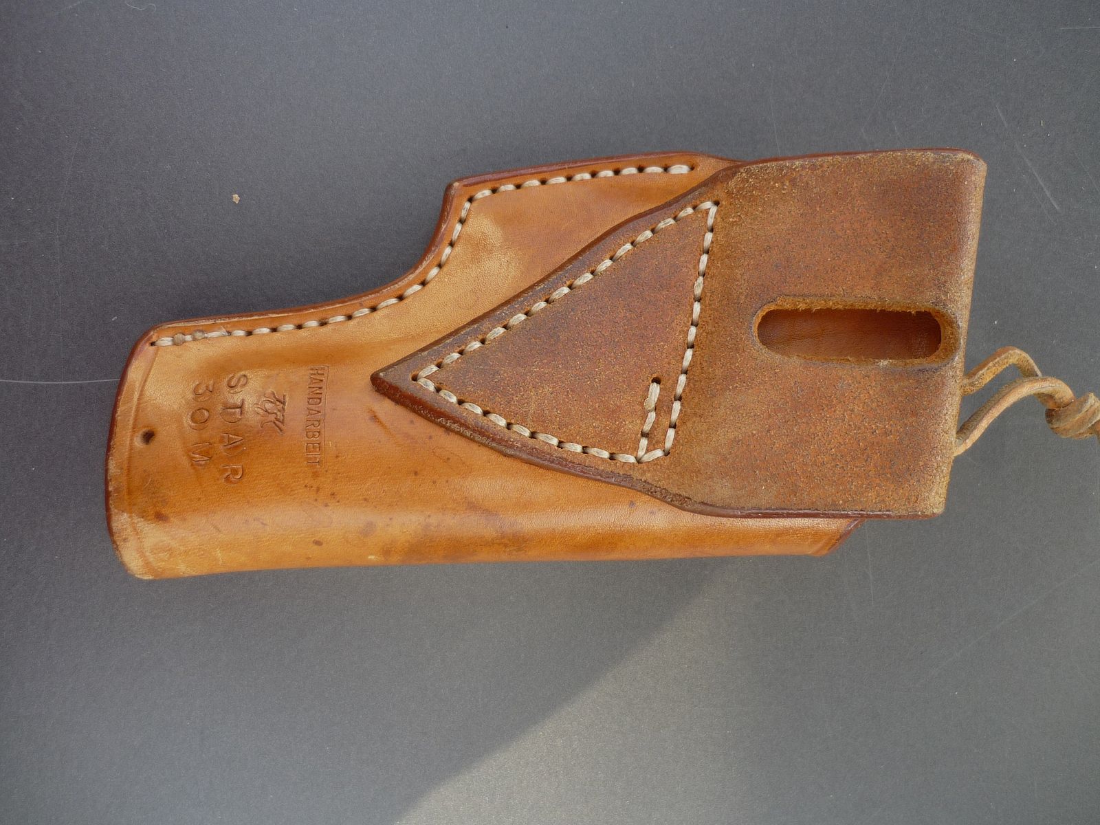 HKDesign Holster Art. Nr. 002: kleine Einfachholster mit Hahnsicherung für Star 30 M in hell und dunkel - für Linkshänder - 2. Wahl